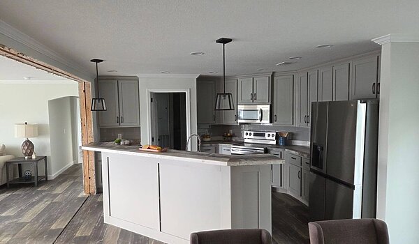 END OF THE YEAR SPECIAL / PRI3264-2005 Interior 85368