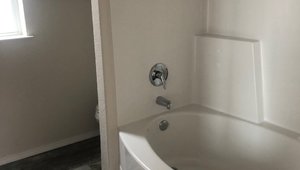 Cedar Canyon LS / 2078 Bathroom 10468