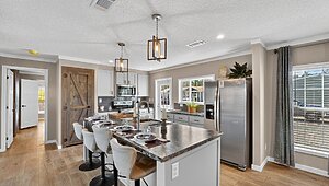 Waycross Express / 1676531 Azalea Kitchen 91646