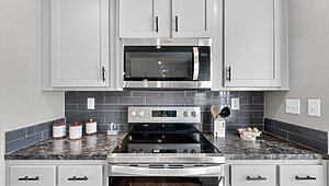 Waycross Express / 1676531 Azalea Kitchen 91647