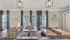 Waycross Express / 1676531 Azalea Kitchen 91648