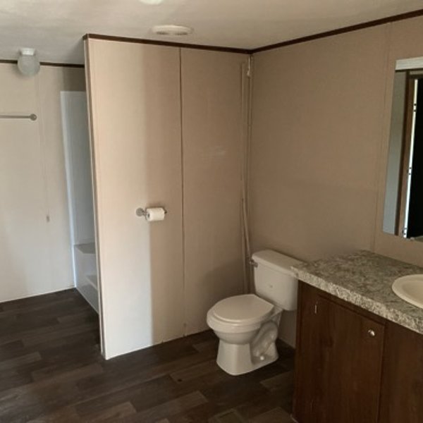 CMH / 2018 Bathroom 23608