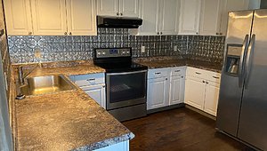 Land-Home Packages / 3/2 in Navarro Kitchen 24282