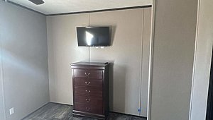 Southern Energy Homes / Never been lived in! Bedroom 38157