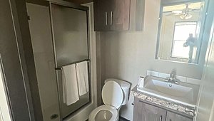 Southern Energy Homes / Never been lived in! Bathroom 38159