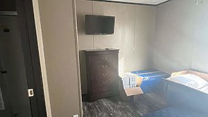 Southern Energy Homes / Never been lived in! Bedroom 38158
