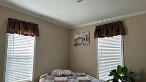 Mid Florida Lakes / 123 Azalea Lane Bedroom 39541