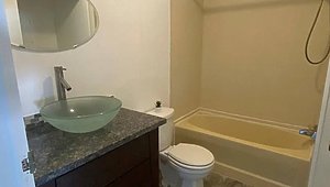 Mid Florida Lakes / 110 Highland Drive Bathroom 39609