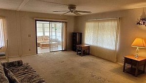 Mid Florida Lakes / 114 East Sterling Way Interior 40327
