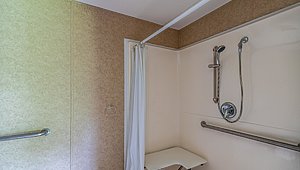 Bourgeois Homes / T241 Bathroom 20321