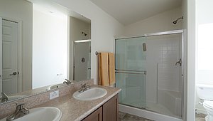 Home Outlet Series / The Kenton Bathroom 14052
