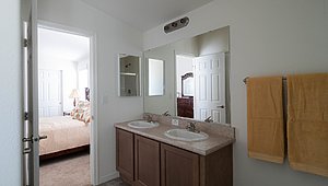 Home Outlet Series / The Kenton Bathroom 14054