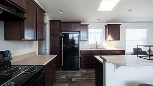 Home Outlet Series / The Layton Kitchen 14021