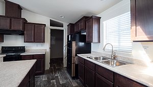Home Outlet Series / The Layton Kitchen 14022