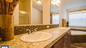 Cedar Canyon / 2083 LS Bathroom 2195