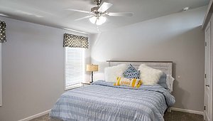 SOLD / Look Out Lodge Bedroom 21657