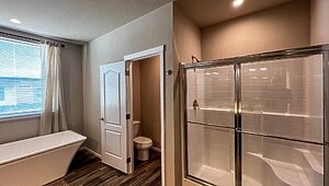 Palm Harbor / The Bellingham HD30703A Bathroom 84305