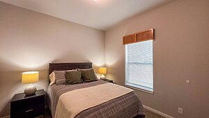 Cavco Millersburg / Pacific Crest 28483B Bedroom 84273