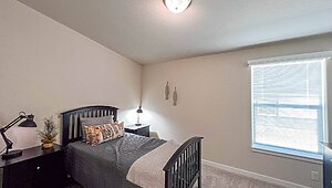 400 Series / The Metolius Cabin 28562A Bedroom 84226