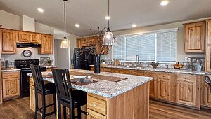 400 Series / The Metolius Cabin 28562A Kitchen 84216