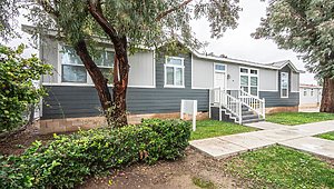 Instant Housing / The Farmhouse Exterior 38209