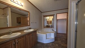 Friendship / Friendship 32x80 (203163) Bathroom 84369