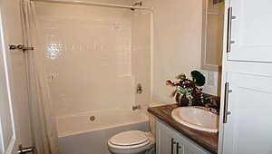 Showcase MOD / The Pinehurst Modular Bathroom 11360