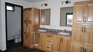 Friendship / Friendship 32x80 (203218) Bathroom 86728