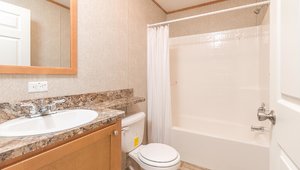 Landmark MW / The Brookport Bathroom 2934
