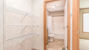 Landmark MW / The Brookport Bathroom 2937