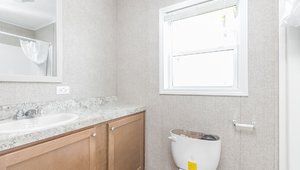 Landmark SW / The Freemont Bathroom 2988