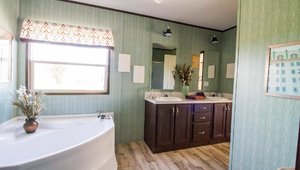 Alamo Lite / The Muskogee Bathroom 2529