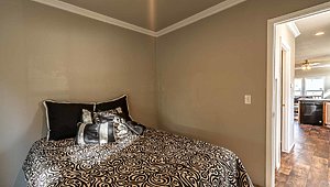 Northwest / The Lakeview Bedroom 18044