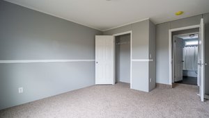Deluxe Drywall / D-3604B Bedroom 9667
