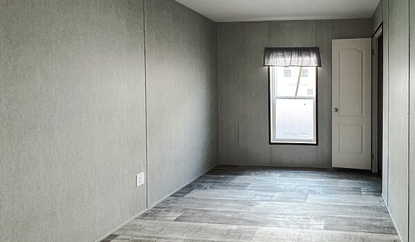 V-5763Y-E / Live Oak Elite No Category 86136