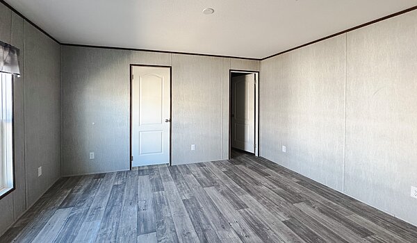 V-5763Y-E / Live Oak Elite No Category 86141