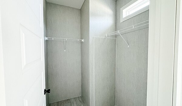 S-5763W / Live Oak - Classic Oak Series No Category 88927