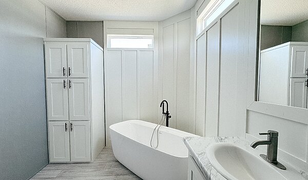 S-5763W / Live Oak - Classic Oak Series No Category 88928