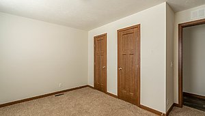 Clayton Homes / Garfield Stretch Lot #2 Bedroom 22425
