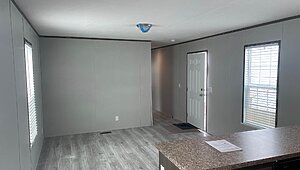 Paramount Singlewide / 1466H32082 Interior 90596