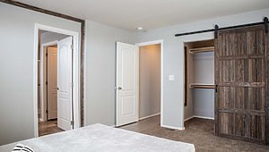 Broadmore / 28764T The Sawtooth Bedroom 25713