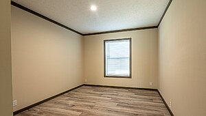 Edge / Big Beam House 32663X Lot #10 Bedroom 84604