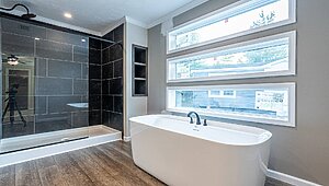 Ascend / The Vienna 3260H32DRN Lot #8 Bathroom 84588