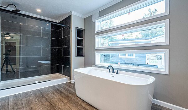 Ascend / The Vienna 3260H32DRN Lot #8 Bathroom 84588