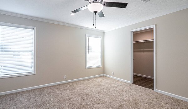 Ascend / The Vienna 3260H32DRN Lot #8 Bedroom 84586