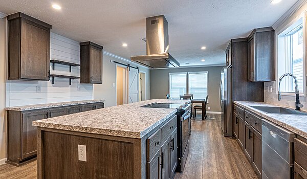 Ascend / The Vienna 3260H32DRN Lot #8 Kitchen 84582