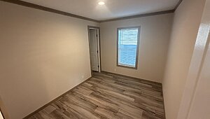 Xtreme / Deuce 16602D Lot #15 Interior 84615