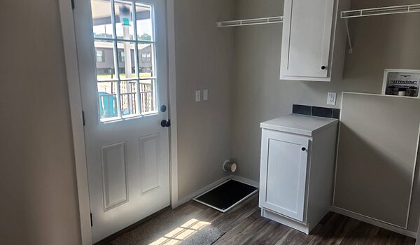 Cavco / Lily Rose Lot #10 Interior 90319
