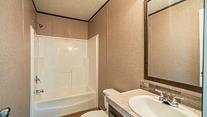 Sandalwood XL / 28563P Lot #19 Bathroom 47102