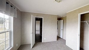 MD 28' Doubles / MD-13 Bedroom 12851